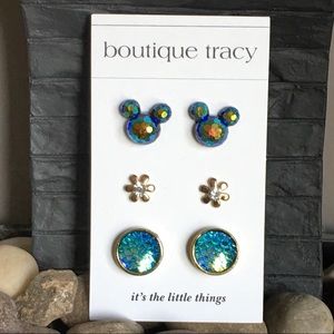 Trio Dainty Earrings IT’S THE LITTLE THINGS Card